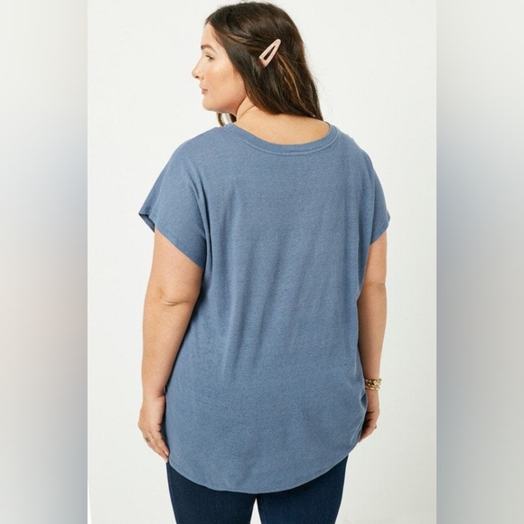 T-Shirt with Adjustable Cinched Drawstring Detail - 3XL - Picture 5 of 7